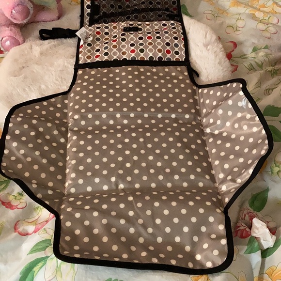 EUC Skip Hop “Pronto” changing station in multicolor Wave Dot pattern. - Picture 14 of 16